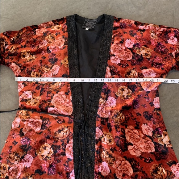 Johnny Was Billie Kimono cardigan Medium Floral Velvet tassel Sequins Blazer - Picture 11 of 12